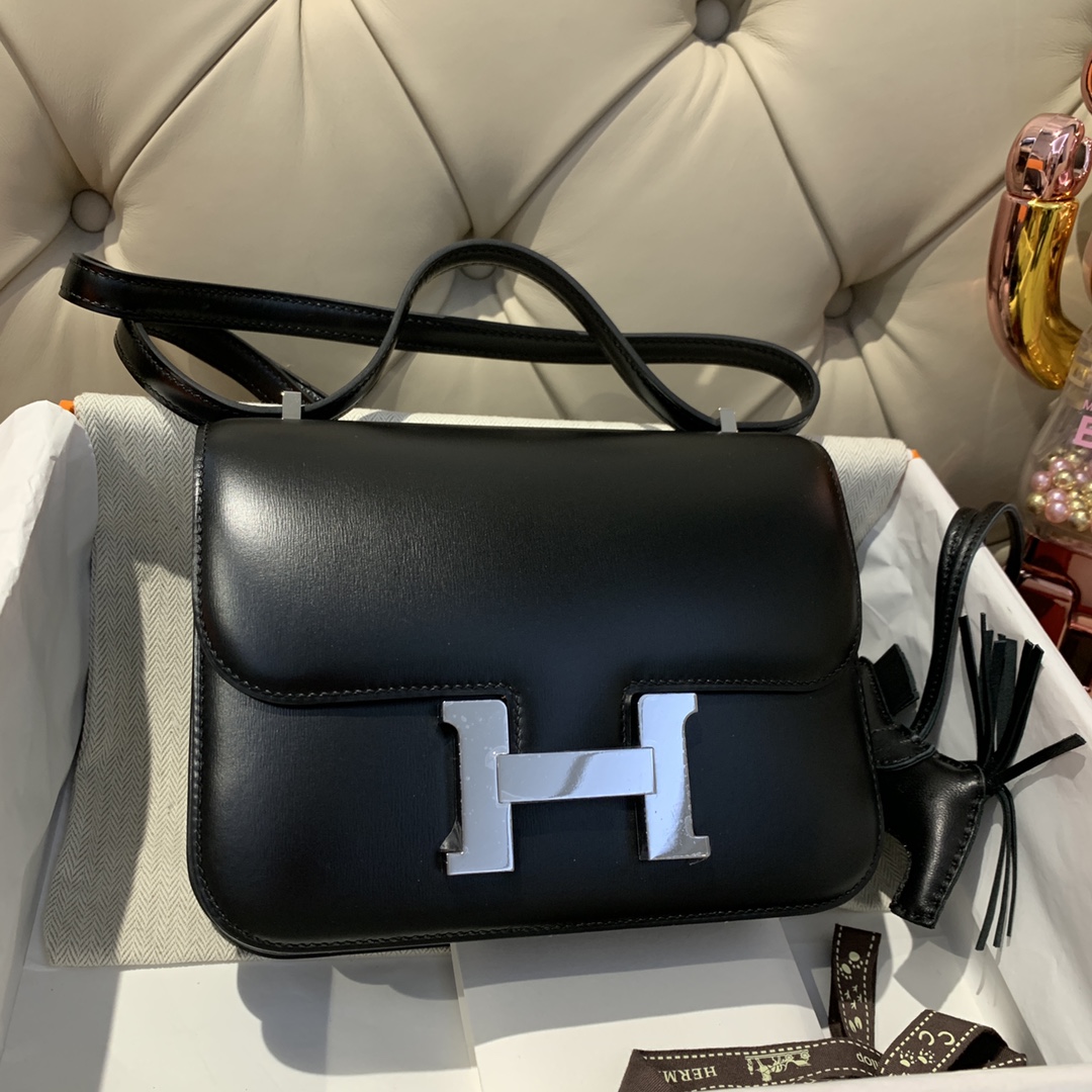 에르메스 콘스탄스18 블랙 은장